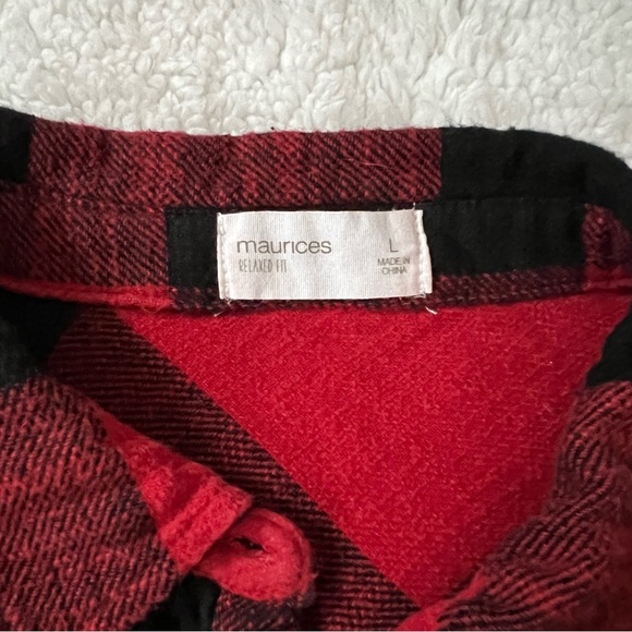 Women’s Flannel - Picture 3 of 5